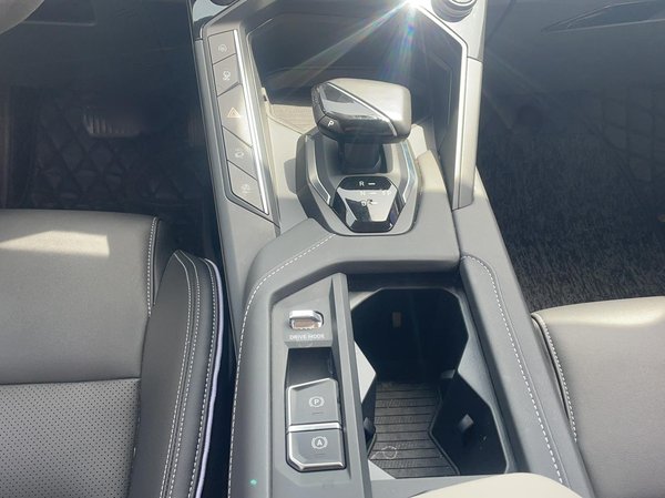 Lynk & Co 06 EP-M 2022, 41300 км, за 76000 CNY - фото 14