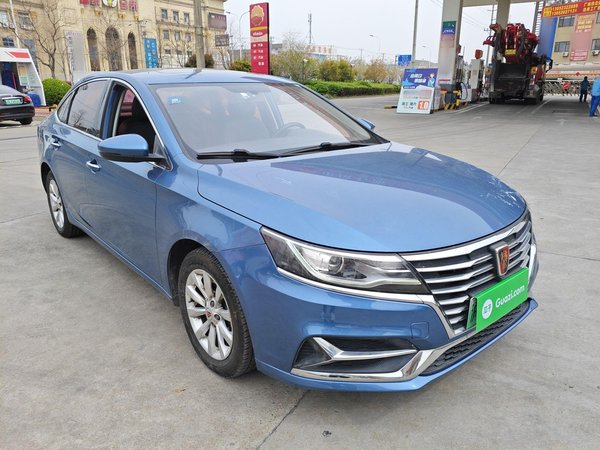 Roewe i6 2017, 84900 км, за 30400 CNY