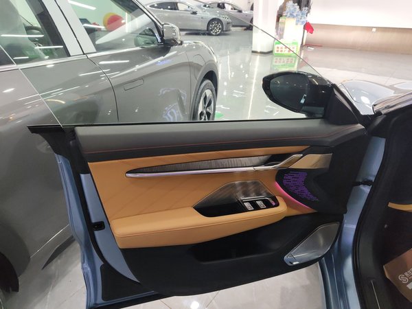 Zeekr 001 2023, 22700 км, за 158200 CNY - фото 27