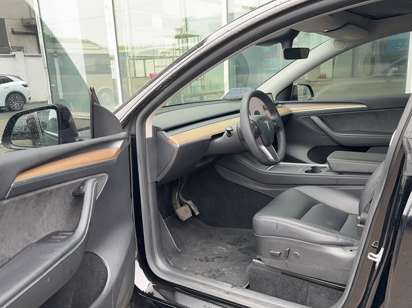 Tesla Model Y 2021, 45100 км, за 162400 CNY - фото 20