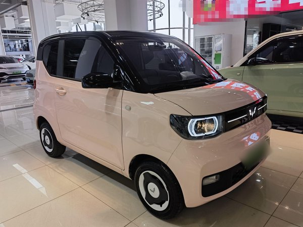 Wuling Hongguang MINIEV 2022, 670000 км, за 21800 CNY