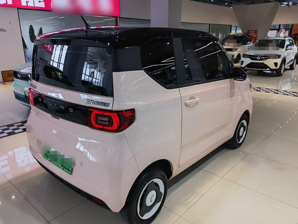 Wuling Hongguang MINIEV 2022, 670000 км, за 21800 CNY - фото 6