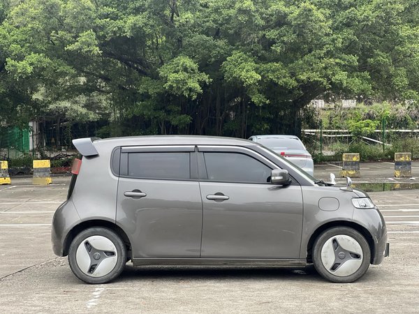 Euler White Cat, 76200 км, за 33500 CNY