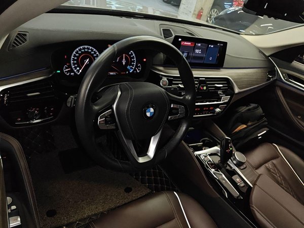 BMW 5 серии 2019, 40700 км, за 164500 CNY - фото 14