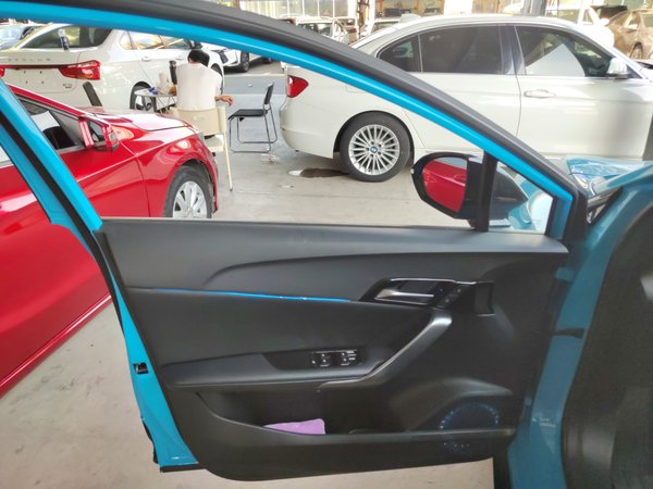 MG 4 EV 2022, 37100 км, за 72900 CNY - фото 27