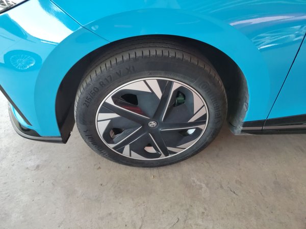 MG 4 EV 2022, 37100 км, за 72900 CNY - фото 9