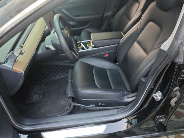 Tesla Model 3 2020, 102400 км, за 102900 CNY - фото 19