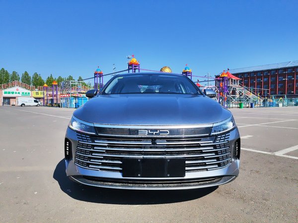 BYD Destroyer 05 2024 Glory Edition DM-i 55 км класса люкс, 2024 года