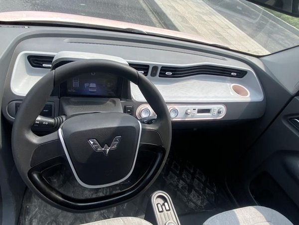 Wuling Automobile Hongguang MINIEV 2021 Макарон Премиум-класса с литий-железо-фосфатом, 2021 года