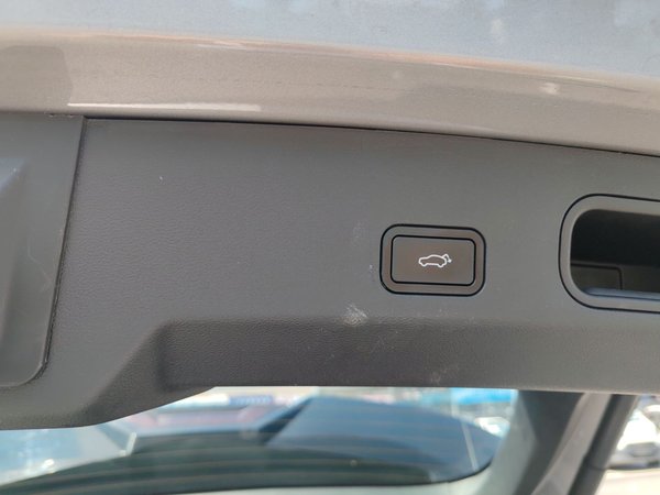 Geely Galaxy Galaxy L7 2023 1,5 Т 115 км Звездолет, 2023 года