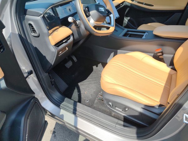 Geely Galaxy L7 2023, 980000 км, за 91000 CNY - фото 10