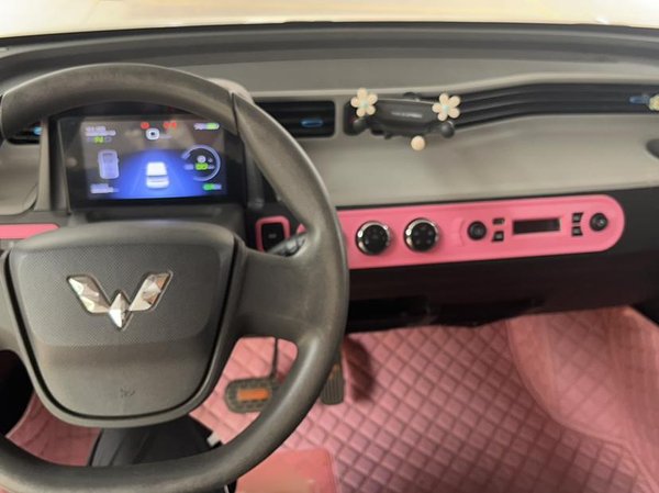 Wuling Hongguang MINIEV 2020, 25300 км, за 14700 CNY - фото 9