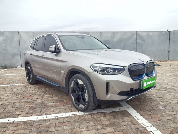 BMW iX 2020, 94700 км, за 122100 CNY