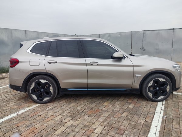 BMW iX 2020, 94700 км, за 122100 CNY - фото 6