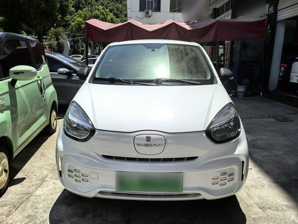 Roewe Clewe CLEVER 2021 302 км Отличное издание, 2021 года