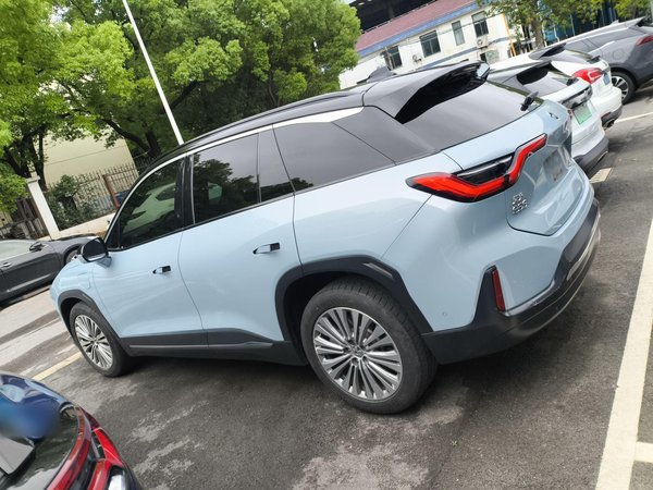 Nio ES6 2021, 61000 км, за 109300 CNY