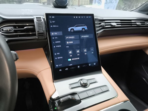 Nio ES6 2021, 61000 км, за 109300 CNY - фото 17