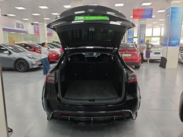 Tesla Model Y 2021, 71900 км, за 144300 CNY - фото 23