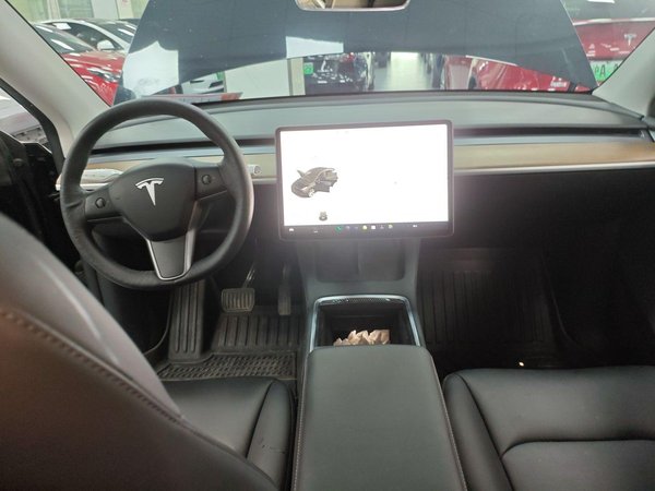 Tesla Model Y 2021, 71900 км, за 144300 CNY - фото 14