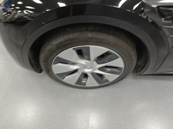 Tesla Model Y 2021, 71900 км, за 144300 CNY - фото 9