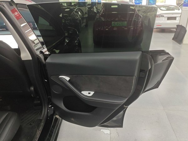 Tesla Model Y 2021, 71900 км, за 144300 CNY - фото 26