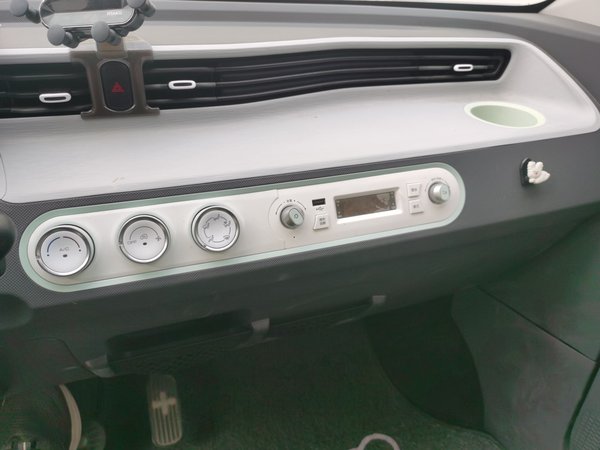 Wuling Hongguang MINIEV 2021, 48000 км, за 16600 CNY - фото 17