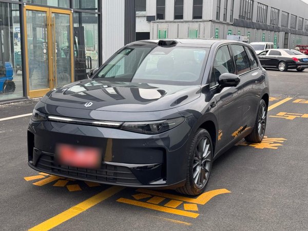 Автомобиль с нулевым пробегом версия лидара C10 2024 210 с нулевым пробегом