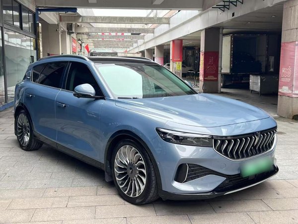 Lantu Free 2021, 60000 км, за 100500 CNY