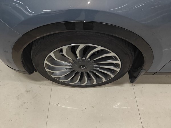 Lantu Free 2021, 60000 км, за 100500 CNY - фото 9