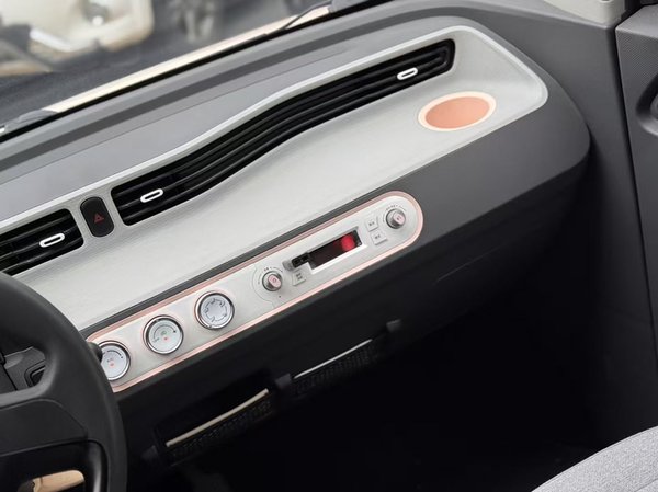 Wuling Automobile Hongguang MINIEV 2021 Макарон Премиум-класса с литий-железо-фосфатом, 2021 года