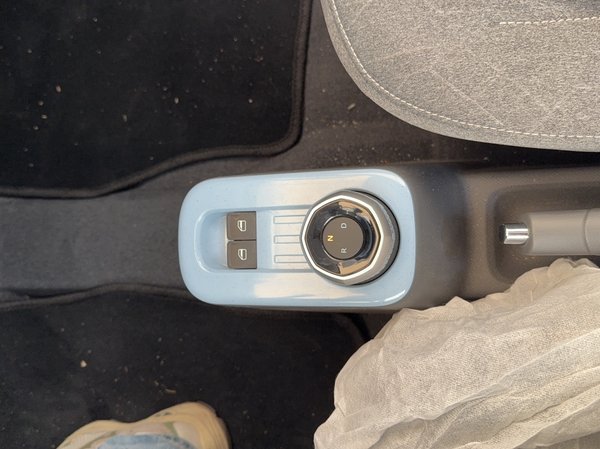 Автомобиль Geely 2024 Panda mini 200-километровый медведь с выносливостью, 2024 года