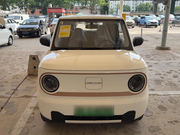 Автомобиль Geely 2024 Panda mini 200-километровый медведь с выносливостью, 2024 года