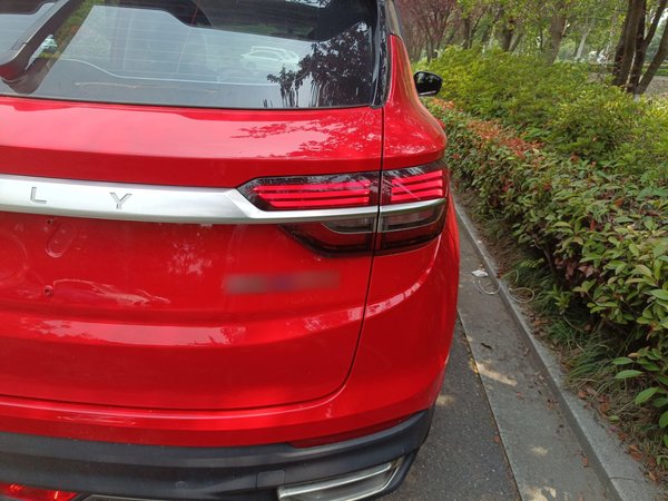 Geely Binyue 2020, 67200 км, за 42700 CNY - фото 8