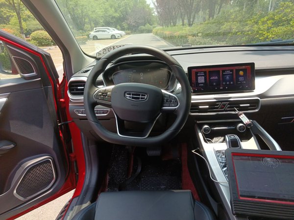 Geely Binyue 2020, 67200 км, за 42700 CNY - фото 15