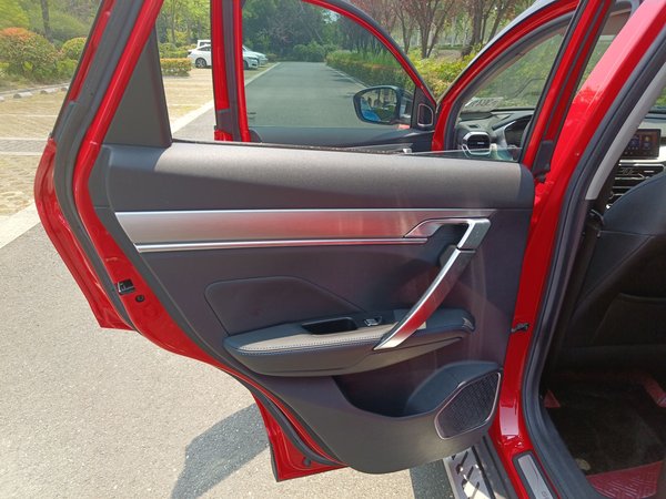 Geely Binyue 2020, 67200 км, за 42700 CNY - фото 28