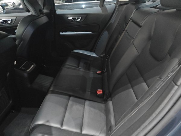 Volvo S60 2019, 48700 км, за 137600 CNY - фото 9