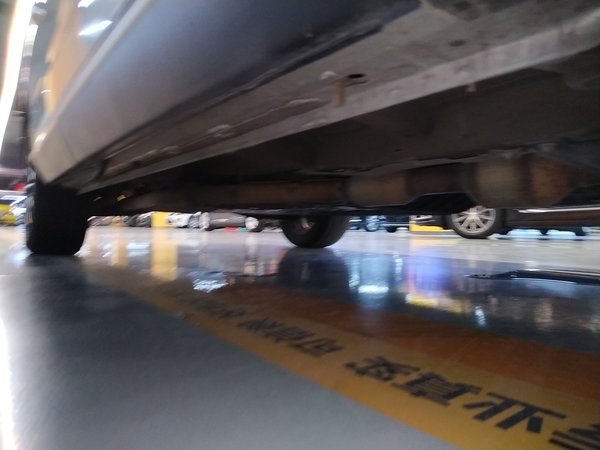 Roewe RX5 eMAX 2020 мощностью 500 л.с. с подключением к сети 4G Deluxe Edition, 2019 года