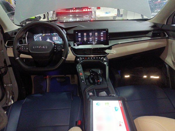 Lynk & Co 06 EP-M 2021, 33100 км, за 66900 CNY - фото 14