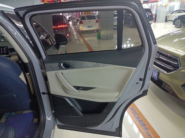 Lynk & Co 06 EP-M 2021, 33100 км, за 66900 CNY - фото 26