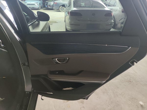 BYD Han 2020, 76300 км, за 75200 CNY - фото 27