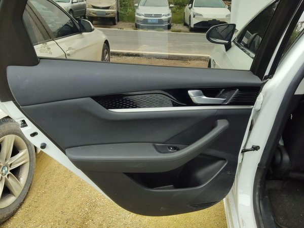 BYD Han 2021, 34500 км, за 66700 CNY - фото 18