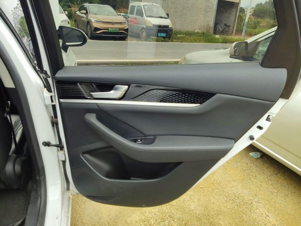 BYD Han 2021, 34500 км, за 66700 CNY - фото 16