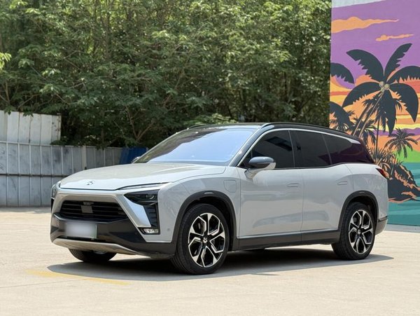 Шестиместный Nio ES8 2020 580 км signature edition