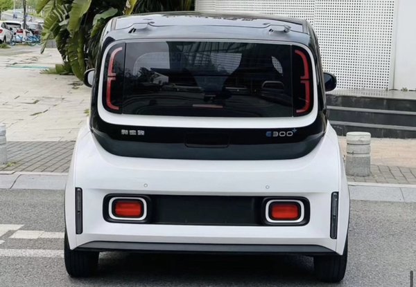 Baojun E300 2020, 48800 км, за 29700 CNY - фото 6