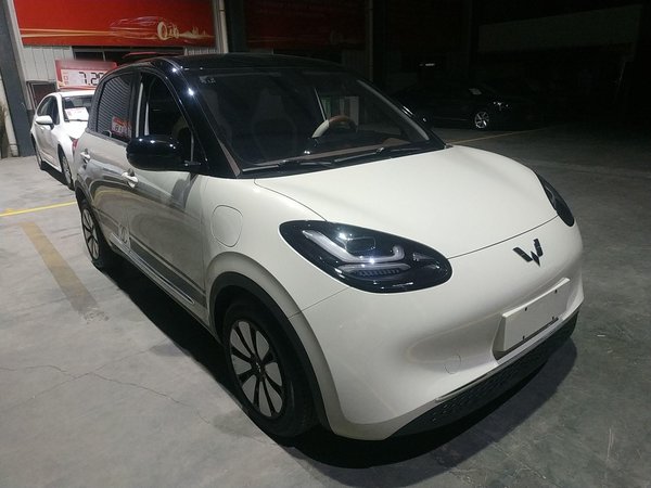 Wuling Bingguo 2023, 11300 км, за 36000 CNY