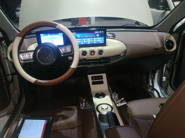 Wuling Bingguo 2023, 11300 км, за 36000 CNY - фото 14