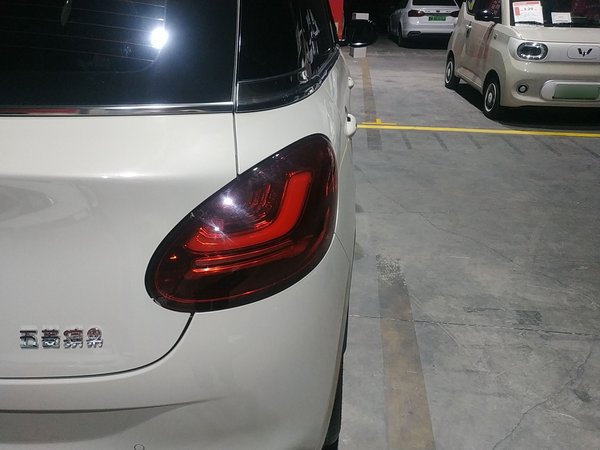 Wuling Bingguo 2023, 11300 км, за 36000 CNY - фото 8