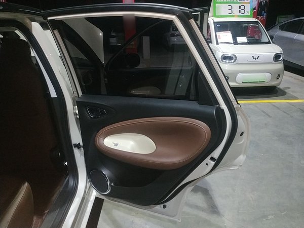 Wuling Bingguo 2023, 11300 км, за 36000 CNY - фото 26