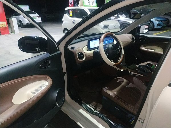 Wuling Bingguo 2023, 11300 км, за 36000 CNY - фото 20