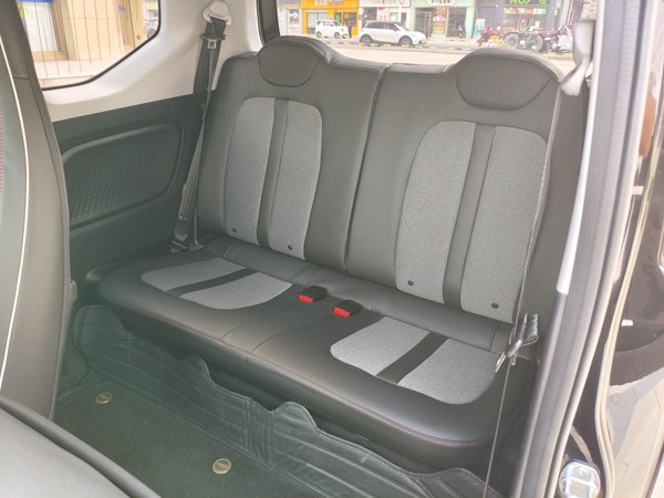 Wuling Hongguang MINIEV 2022, 830000 км, за 31600 CNY - фото 15